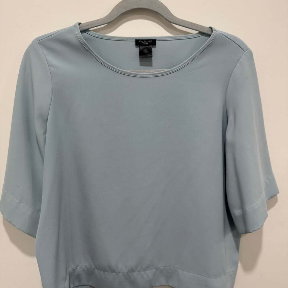 Ann Taylor Factory Women's Short Sleeve Top Light Blue size MP